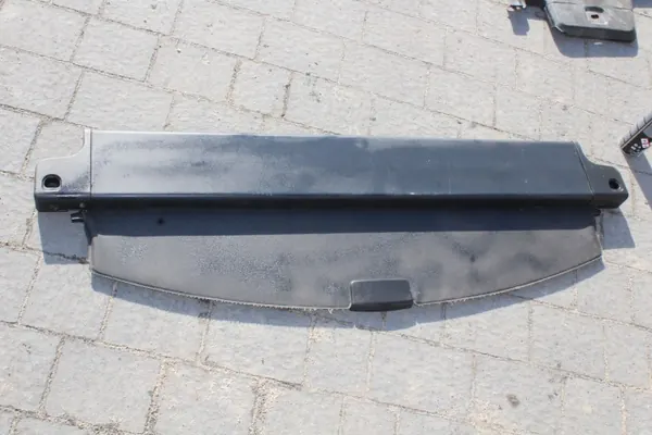 Toyota Avensis T25 Stationwagen Kofferbakrolgordijn OEM image 2
