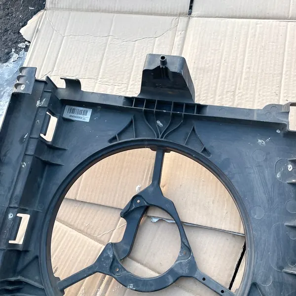 SMART FORTWO A451 Tuulettimen Kotelo A4515000600 A0002009323 image 10