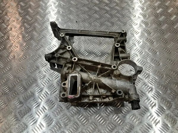 Base de Bomba de Agua Mercedes 2.2 CDI 651 image 2