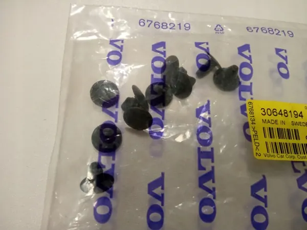 Clip Junta Puerta OEM 30648194 para Volvo XC60 XC90 image 4