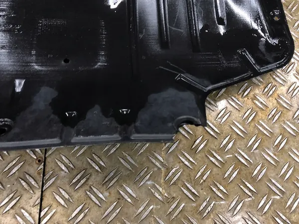 Volkswagen OE Motoröverdrag 1K0825237AF image 2