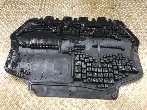 Volkswagen OE Motoröverdrag 1K0825237AF image 4