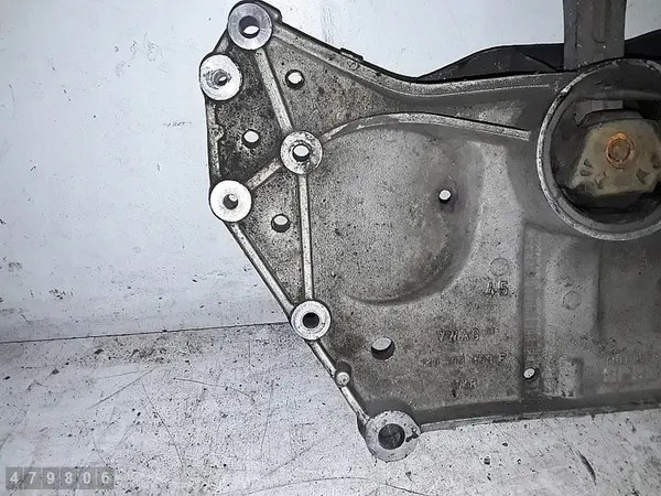 Cadre auxiliaire Audi A3 2012 1K0199369 image 4