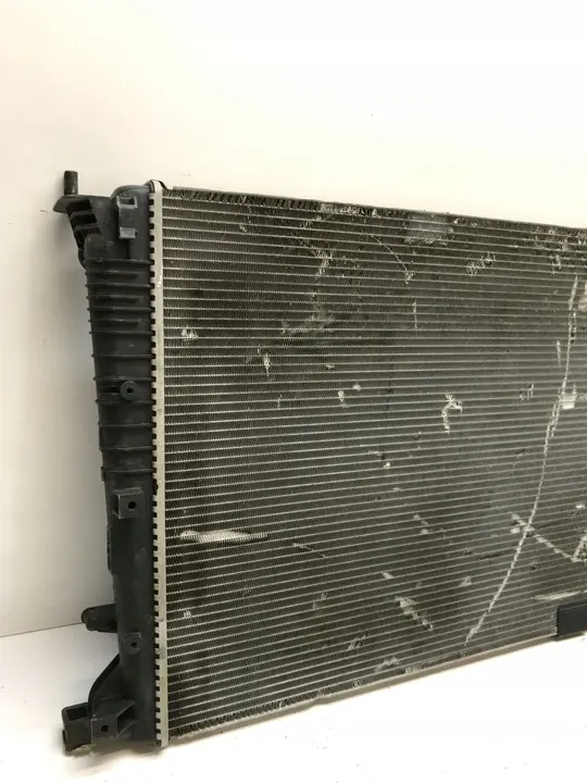 OPEL VIVARO 2006-2014 Radiador de agua 2.0 CDTI OEM 93857125 image 3