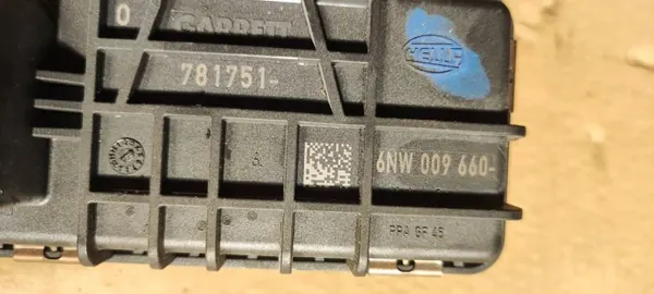 Sensor de Pressão Mercedes-Benz OEM 9790769 - Usado image 6