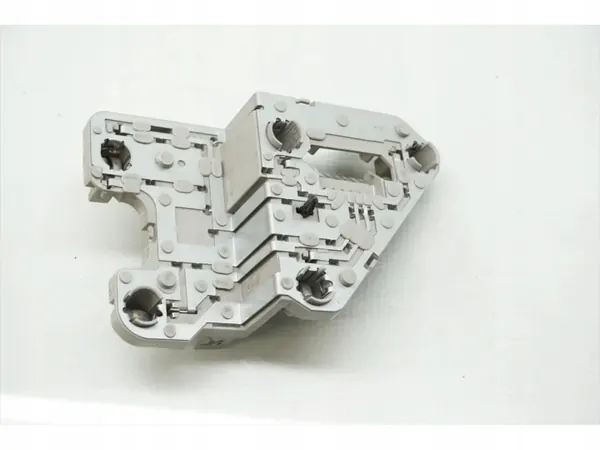Jaguar Daimler XJ bakljusfäste OEM 23631200 image 8