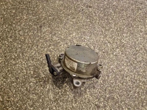 Bomba de vacío Fiat OE 55249347 - Estado usado image 3