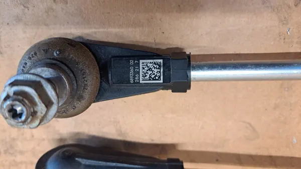 OEM 6893360 Etuvakainnivel BMW 4 G26:lle image 3
