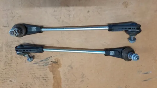 OEM 6893360 Etuvakainnivel BMW 4 G26:lle image 5