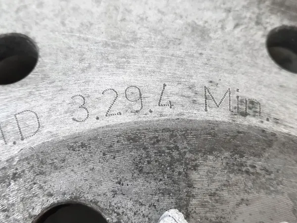 Disco de freio dianteiro Audi RS5 2011 420615301D image 4