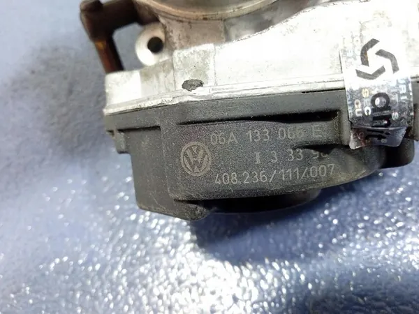 Corpo de borboleta VW New Beetle Golf Octavia Bora 06A133066E image 7