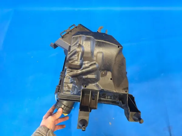 Caixa Filtro Ar BMW OEM QUA11490 - Usado image 6