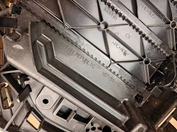 OEM 5A218F3 Stoßstangen-Rollos Front BMW G30 G31 image 10