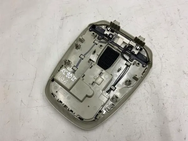 Luz de techo Volvo XC90 II OEM - Estado usado image 4