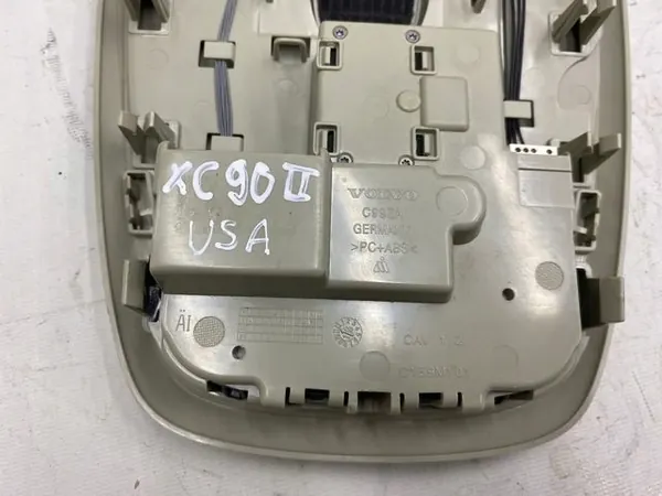 Luz de techo Volvo XC90 II OEM - Estado usado image 5