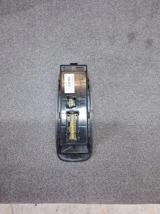 Linke vordere Fenster-Schaltertafel Renault Kadjar image 3