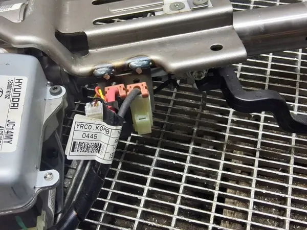 Servomotor Hyundai ix20 OEM 563001K152 image 3