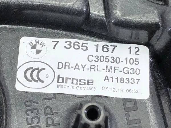OEM 736516712 Régulateur Vitre Arrière Gauche BMW G30 image 4