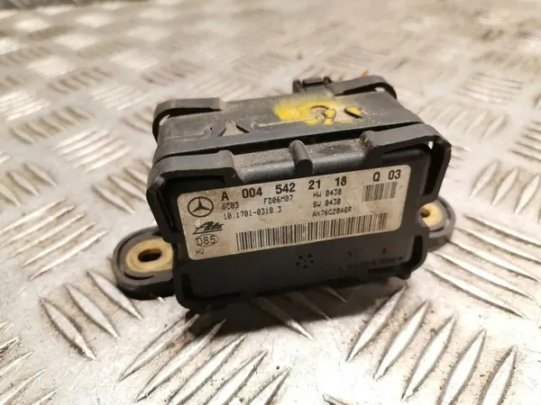 Mercedes-Benz S W221 snelheidssensor OEM 0045422118 image 2