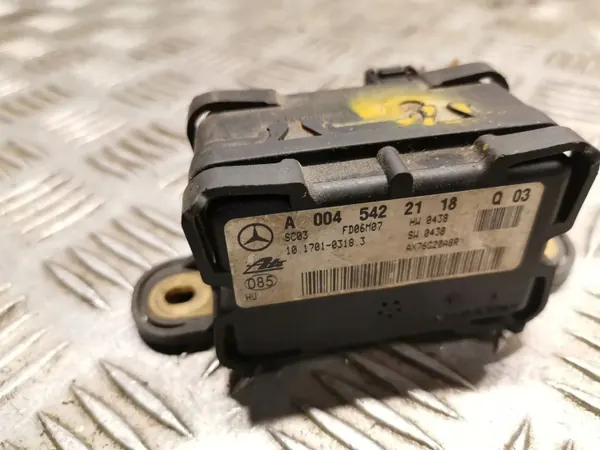Mercedes-Benz S W221 snelheidssensor OEM 0045422118 image 4