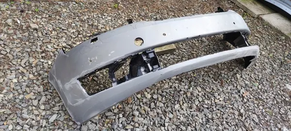 Paraurti anteriore Skoda Rapid image 8