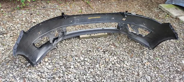 Paraurti anteriore Skoda Rapid image 9