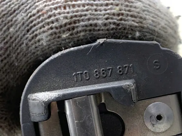 OEM LORK-701-17766 Bâche de coffre pour VW Touran image 6