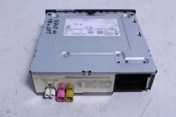 Radio OEM 3Q0035824C pour VW Golf VII 7 HB image 4