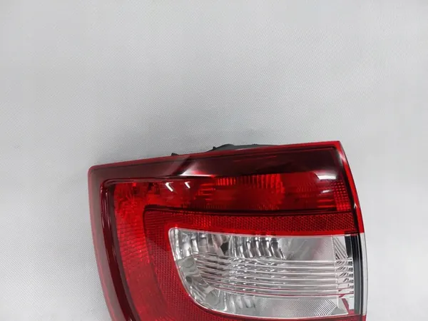 LÁMPARA TRASERA IZQUIERDA SKODA RAPID 5J LIFTBACK 5JH945095A image 2