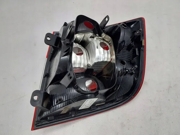 LÁMPARA TRASERA IZQUIERDA SKODA RAPID 5J LIFTBACK 5JH945095A image 9