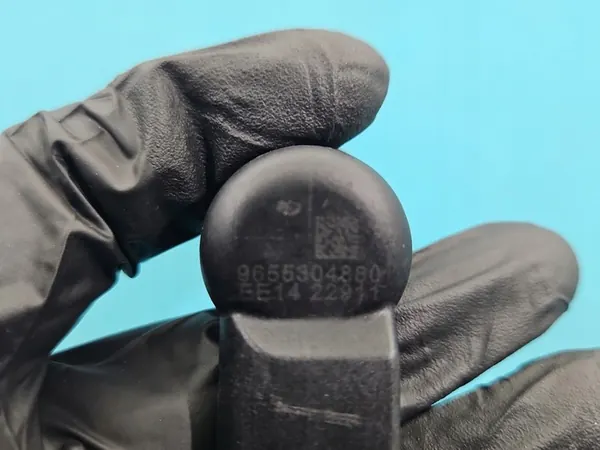 Injektor Citroen C3 I 1.4 HDI Ford Fiesta MK6 TDCI image 2