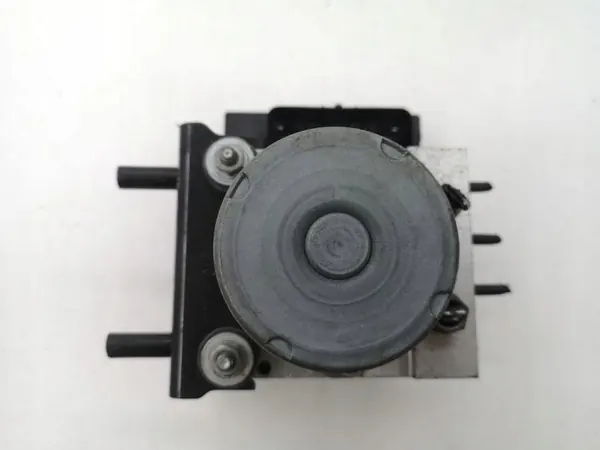ABS-pumppu OEM 8X232C405EG Jaguar XF 2.7L Diesel image 4