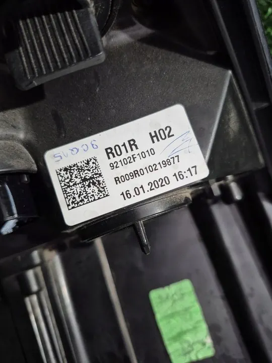 KIA SPORTAGE IV QL 2016-2018 Faro Derecho LED image 3