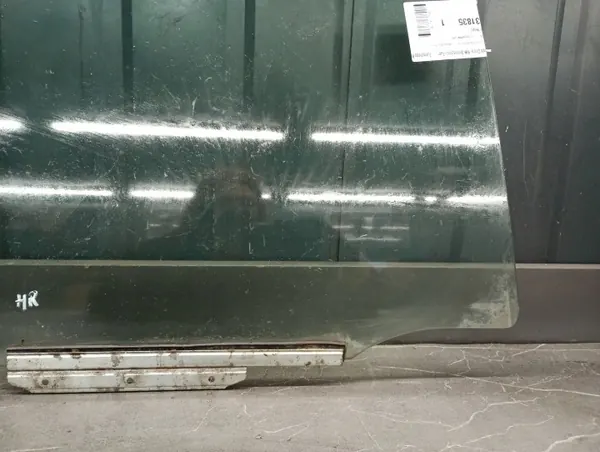 Toyota Corolla E12 Kombi höger bakruta OEM image 3