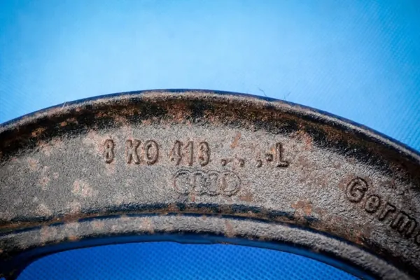 Stoßdämpfergabel OEM 8K0413038L für Audi A4 A5 image 3