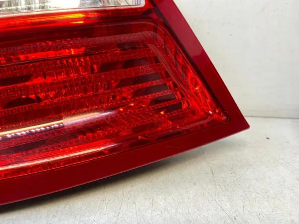 Linker achterlicht MERCEDES W204 A2048200164 image 4