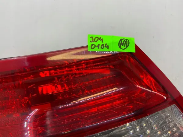 Linker achterlicht MERCEDES W204 A2048200164 image 6