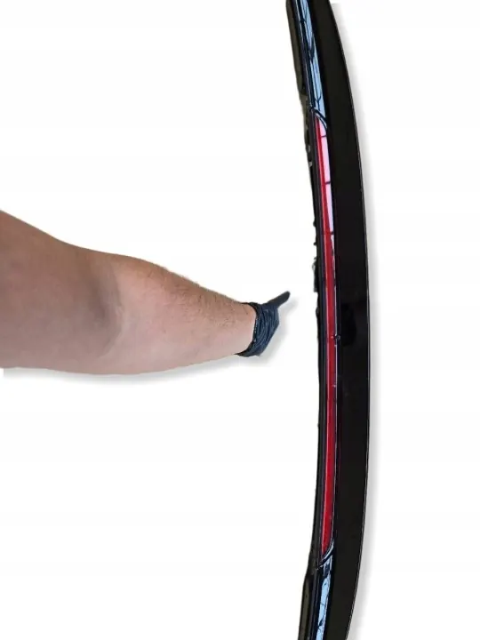 Aileron arrière coffre BMW 5 G30 G31 2018 OEM 7425435 image 3