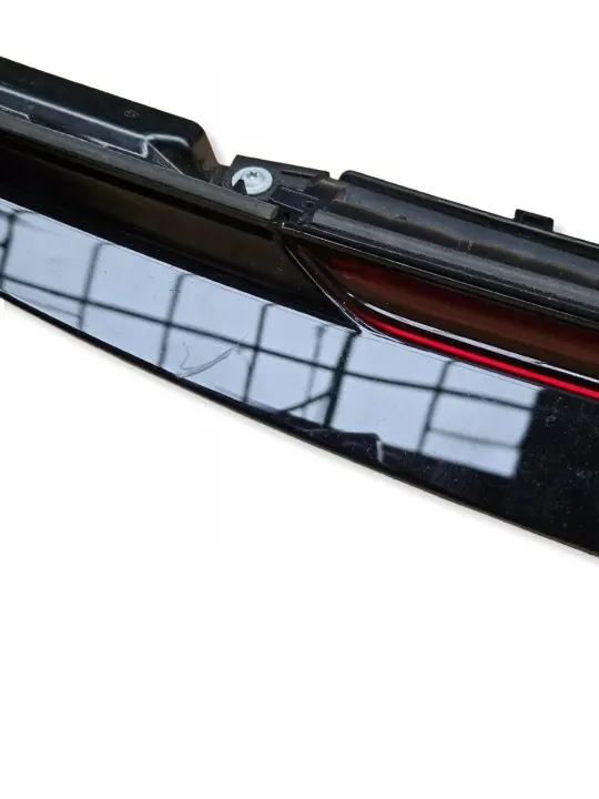 Aileron arrière coffre BMW 5 G30 G31 2018 OEM 7425435 image 6