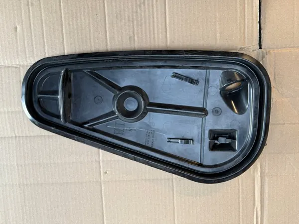 VW Atlas dörrplugg OEM 3CN837915 vänster fram image 2