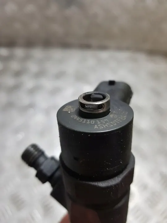 Inyector Opel Astra H OEM 0445110159 - Usado image 3