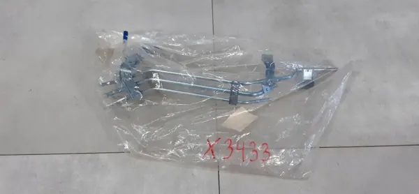 Suzuki Grand Vitara II bränsleledning OEM 15840-64J03 image 2