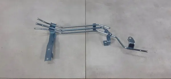 Suzuki Grand Vitara II bränsleledning OEM 15840-64J03 image 3