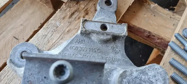 Audi A6 C7 4G Kiinnitystuki 3.0 TFSI S-Tronic OEM 4G0399115G image 3