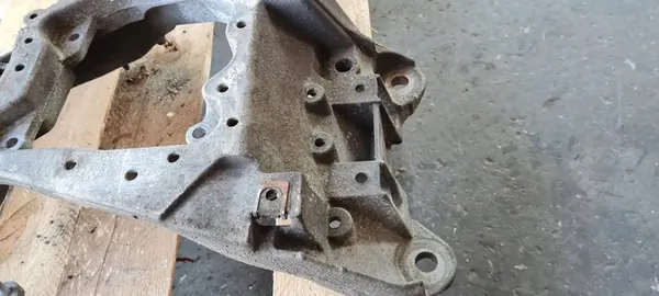 Audi A6 C7 4G Kiinnitystuki 3.0 TFSI S-Tronic OEM 4G0399115G image 9