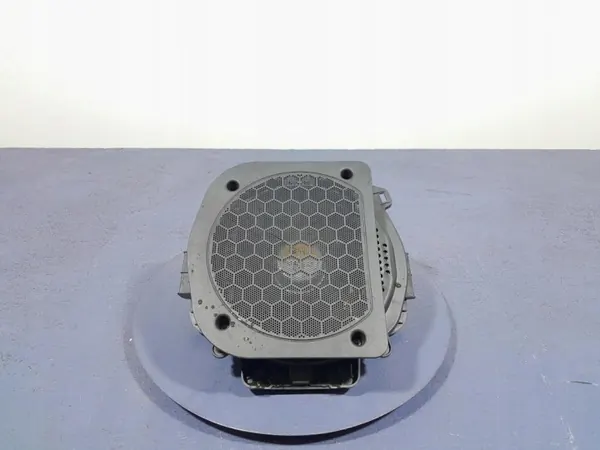 BMW X7 G07 Harman Kardon woofer OEM 2622516 image 2