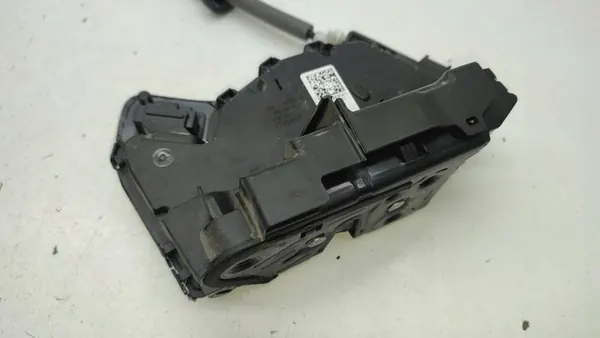 Höger Bakdörrslås VW Tiguan II Tarraco image 2