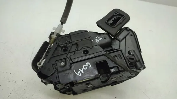 Höger Bakdörrslås VW Tiguan II Tarraco image 7