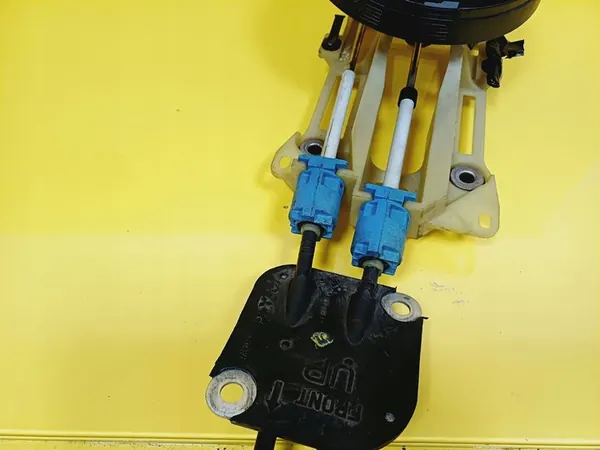 Sélecteur de vitesses manuel Mitsubishi Colt 1.1 2006 MN178047 image 5