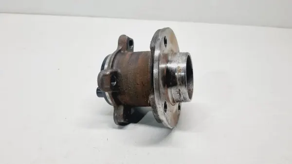 Cubo de Roda Traseiro OEM 432106351R - Usado image 2
